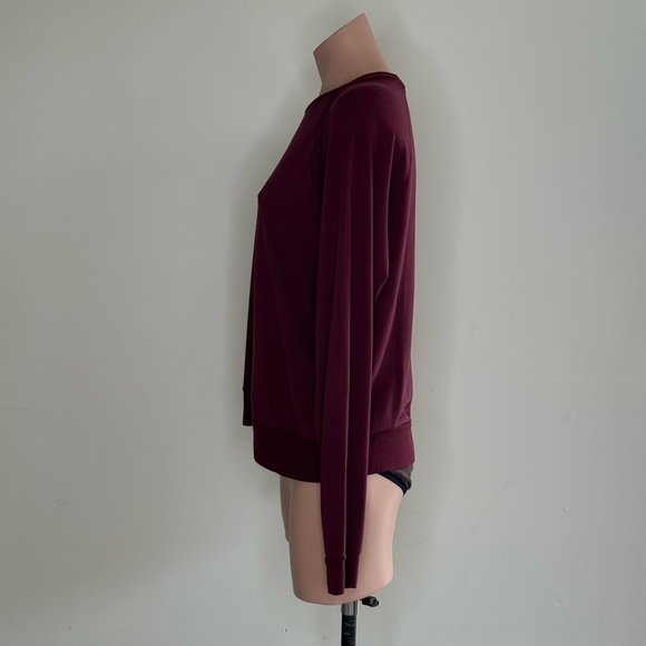 Beyond Yoga Raglan Crew Fleece Pullover in Burgundy - Picture 6 of 8